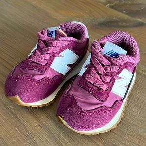 New Balance Kids 237 Bungee Sneaker Toddler 5